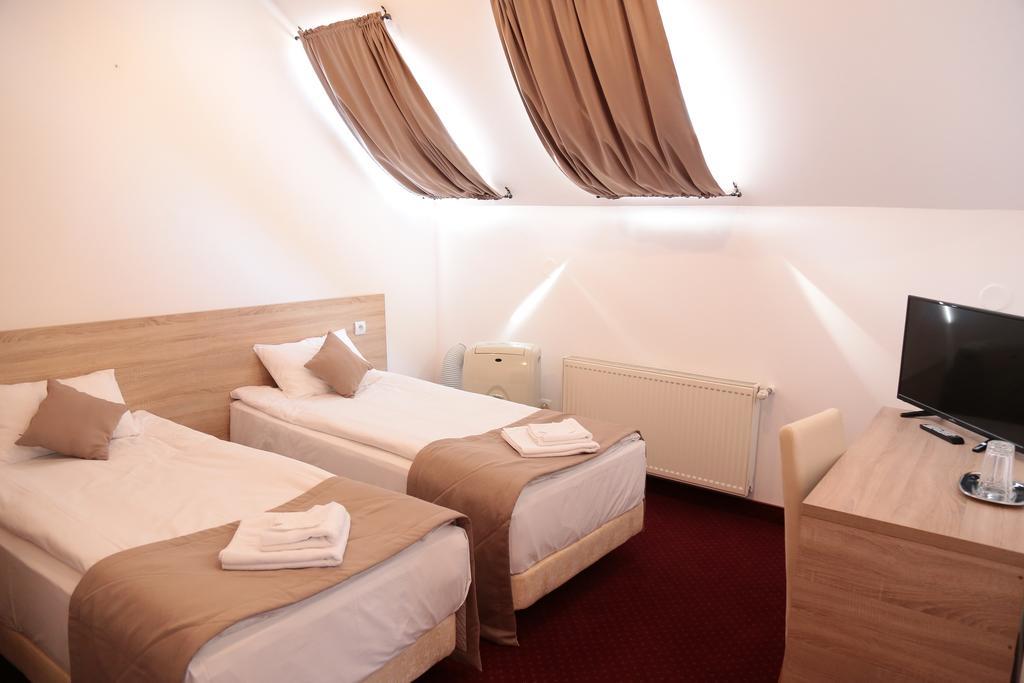 Hotel Apollonia Braşov Eksteriør billede