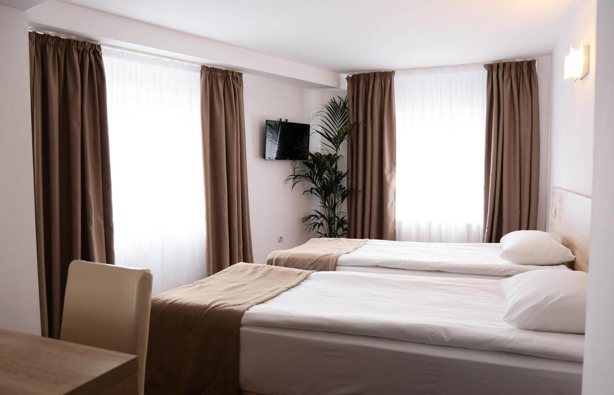 Hotel Apollonia Braşov Eksteriør billede